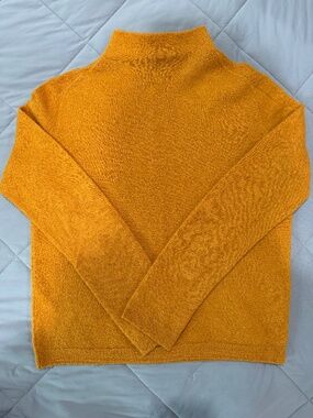 Vince orange turtleneck sweater Size XS #knitwear #turtleneck